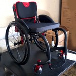 Cadeira de Rodas Monobloco Smart Vega Peso Leve com Encosto e Assento Rígidos