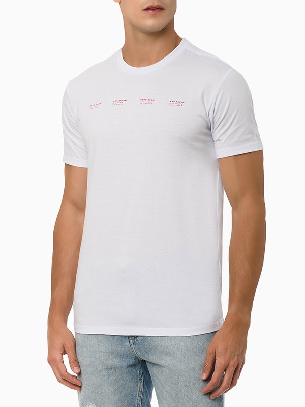 Foto do produto Camiseta Calvin Klein Flagship
